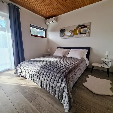Sea View House Pasman Feriehus