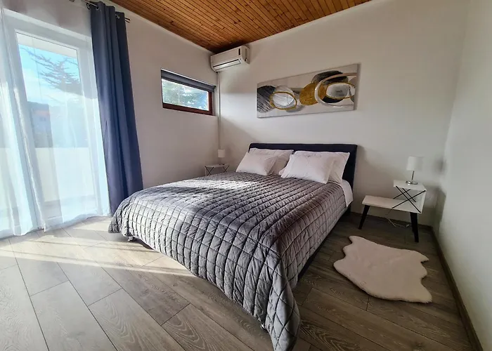 Sea View House Pasman Feriehus