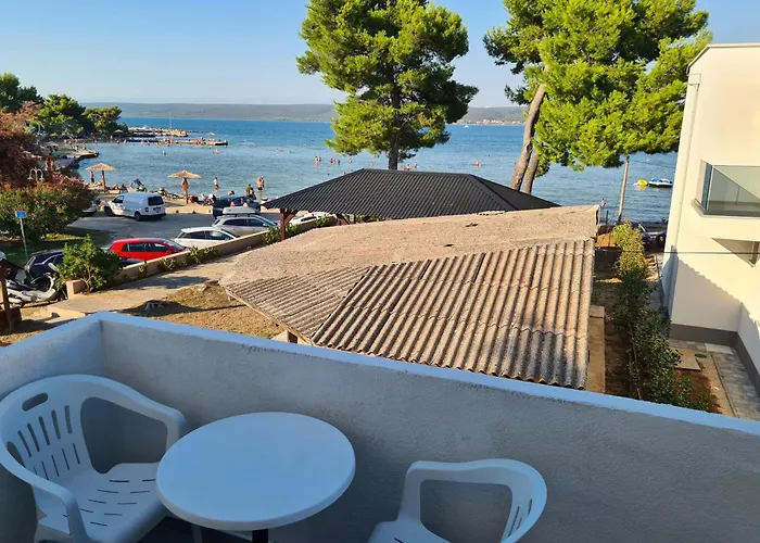 Sea View House Pasman Feriehus *