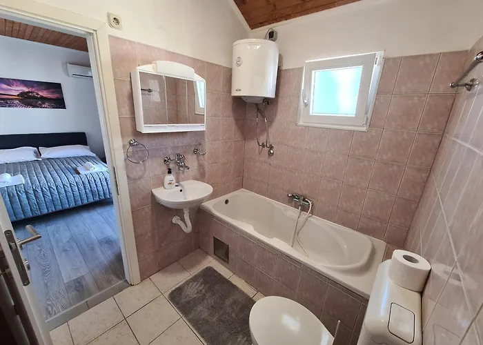 Feriehus Sea View House Pasman Neviđane