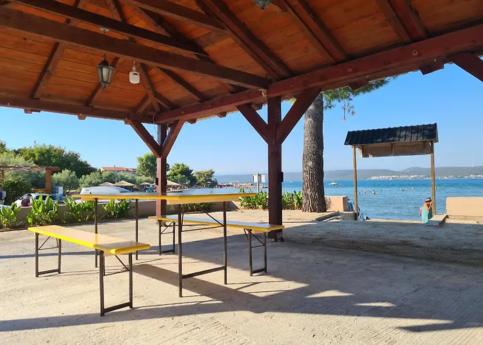 Sea View House Pasman *